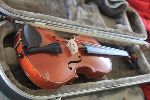 Yamaha full size violin - size,